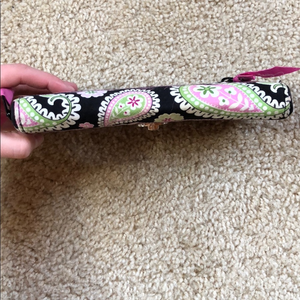 DISCONTINUED VERA BRADLEY PRINT - Picture 4 of 4